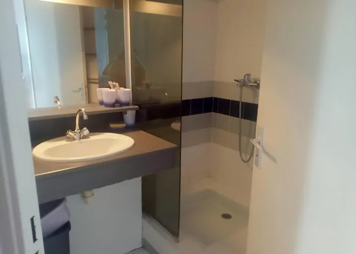 T3 Mezzanine, 6 Pers, Piscine, Plage, Parking, Animaux Ok - Fr-1-106-67 *